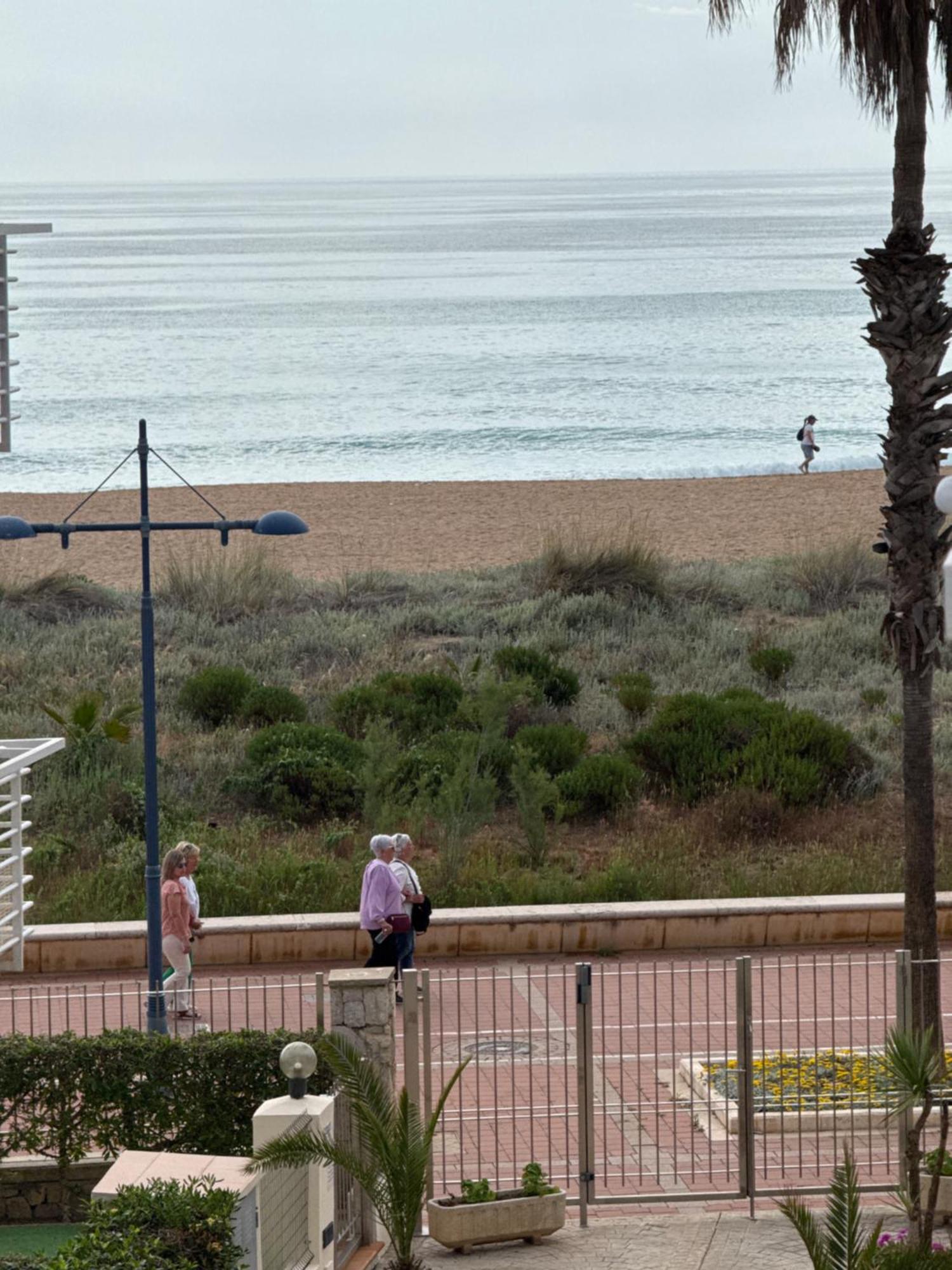 Fantastico Apartamento Con Vistas Al Mar Peniscola Bagian luar foto